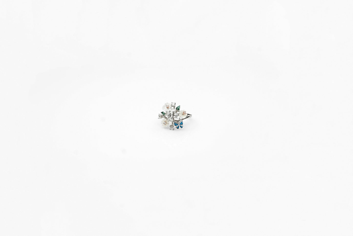 Silver Fluttering Bloom Ring